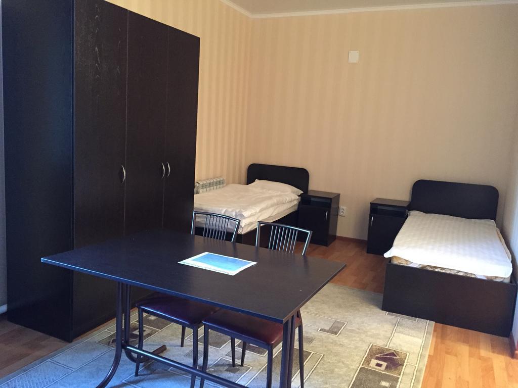 Fiveseasons Pansiyon Almatı Dış mekan fotoğraf