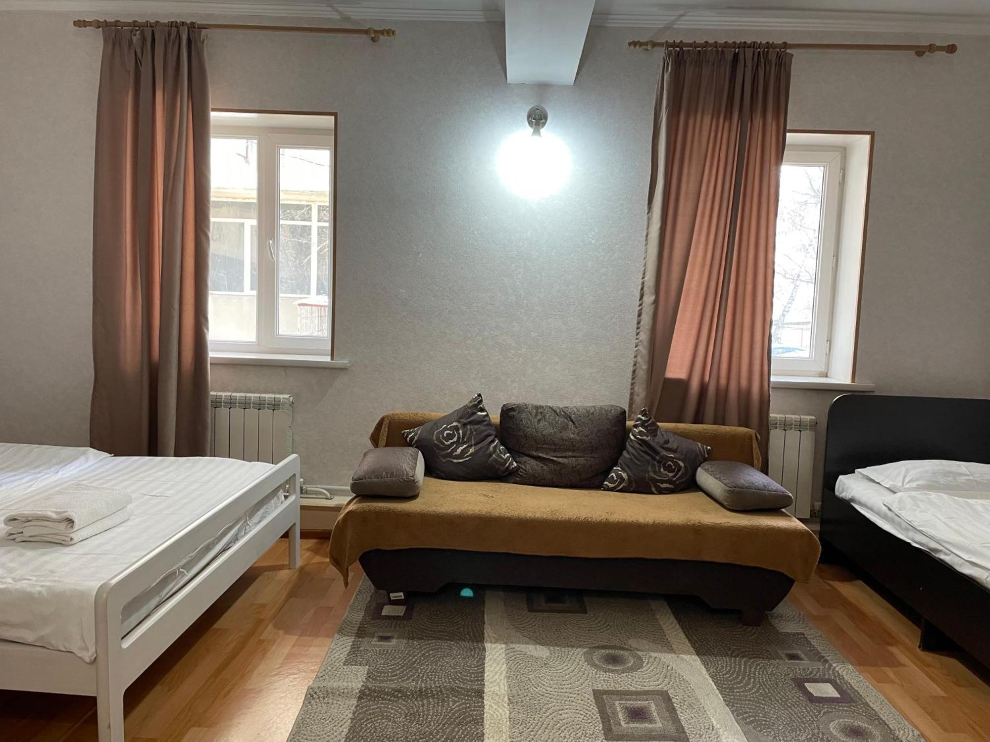 Fiveseasons Pansiyon Almatı Dış mekan fotoğraf