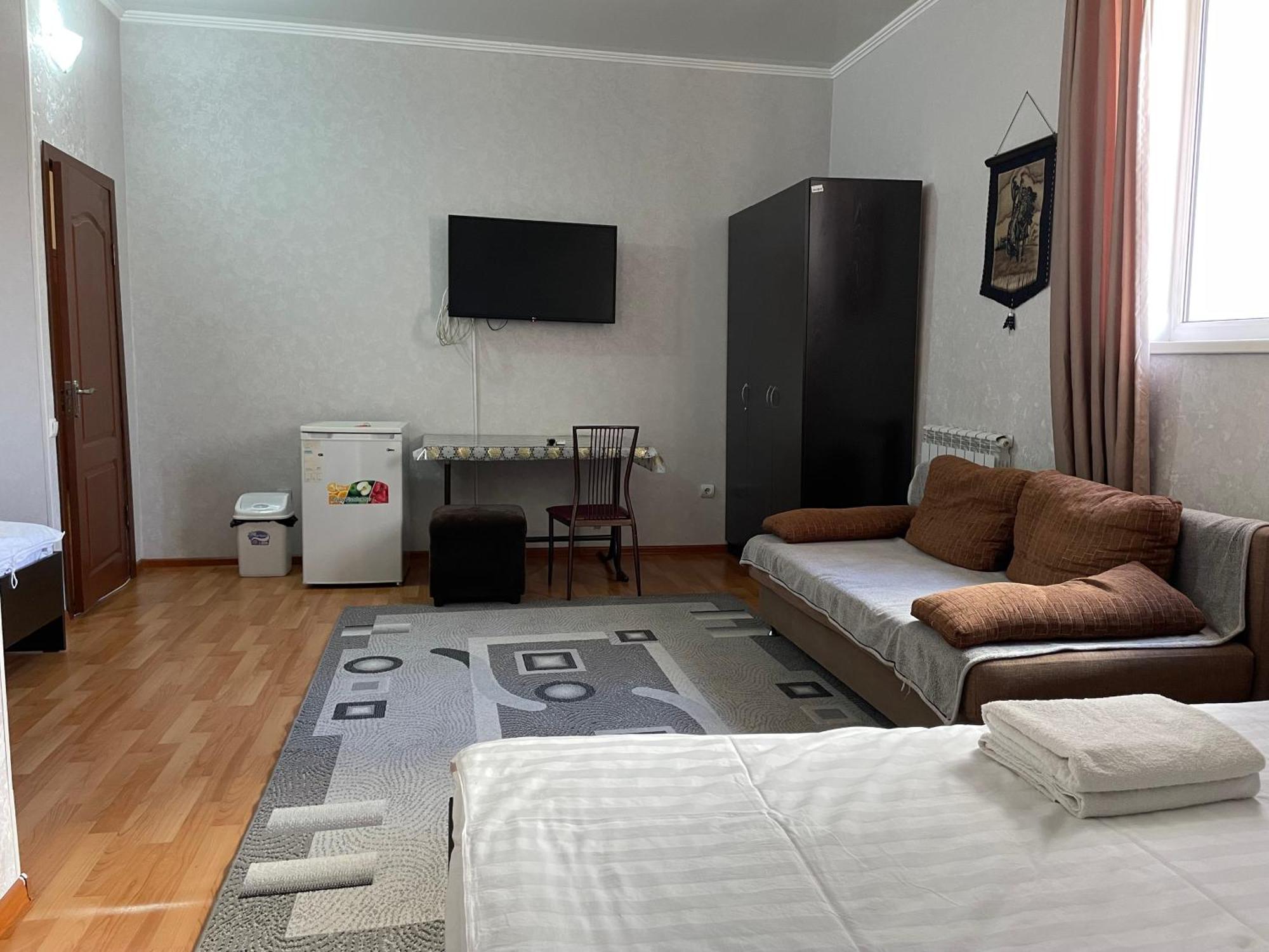 Fiveseasons Pansiyon Almatı Dış mekan fotoğraf